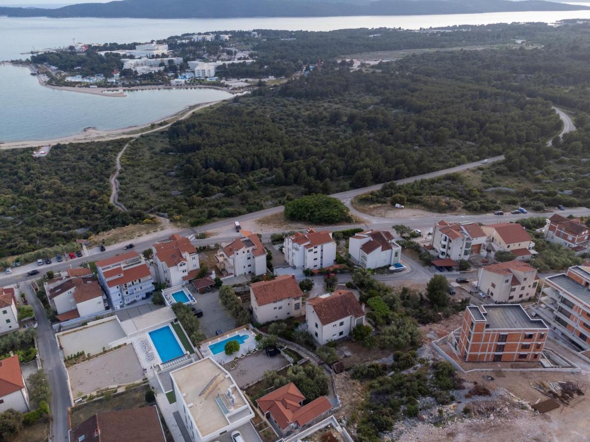 Sun Gardens Villa Sibenik Exterior photo